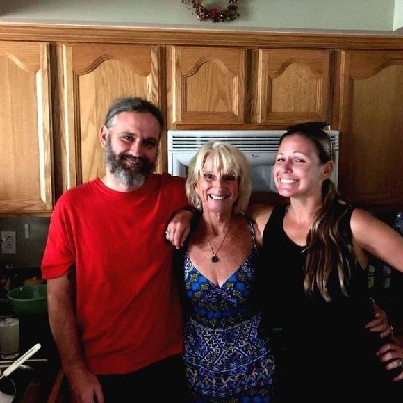 Meet your Posher, Kelli - Picture 1 of 1